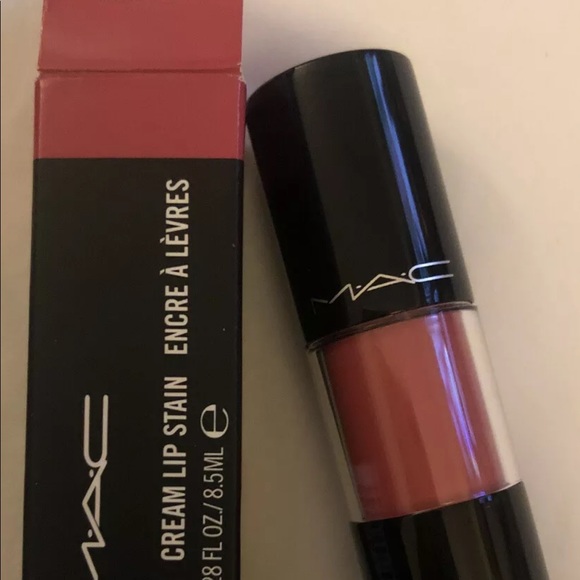 Mac Love Me Lipstick E For Effortless New in Box - Picture 13 of 13
